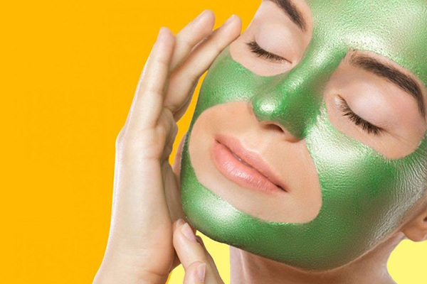 چاقی سبب بروز چه مشکلات پوستی میشود؟