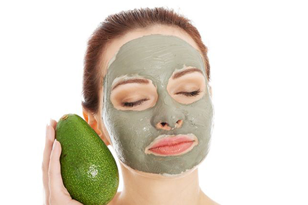 ماسک جلبک دریایی و آووکادو برای جوش
